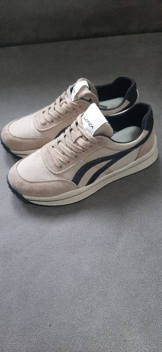 Шкіряні кросівки Lonza 37 розмір