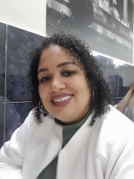 Babysitter/ Ama atenciosa