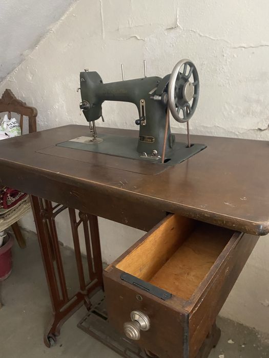 Maquina de costura