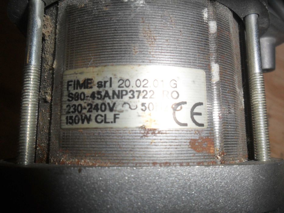 Электродвигатель  однофазный