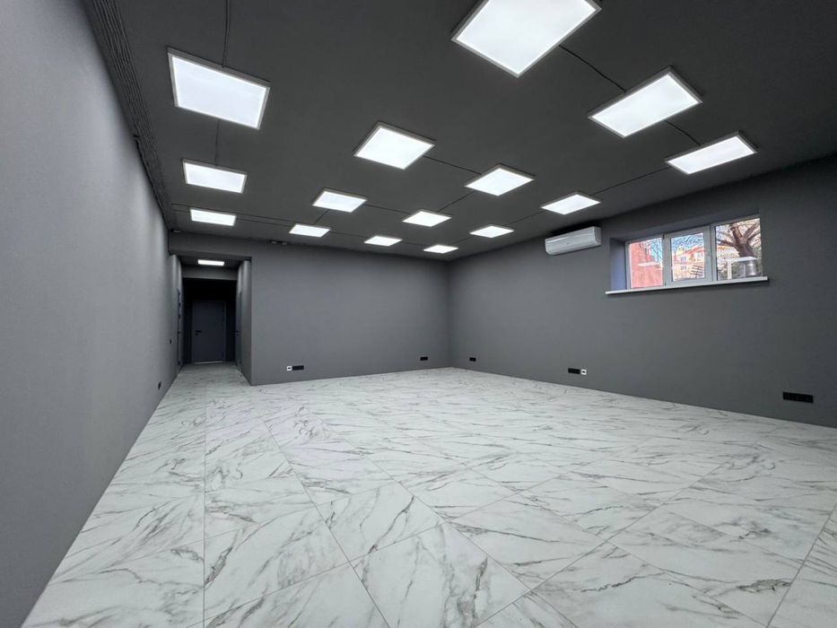 Оренда приміщеня 200м2 ЖК Петровський Квартал