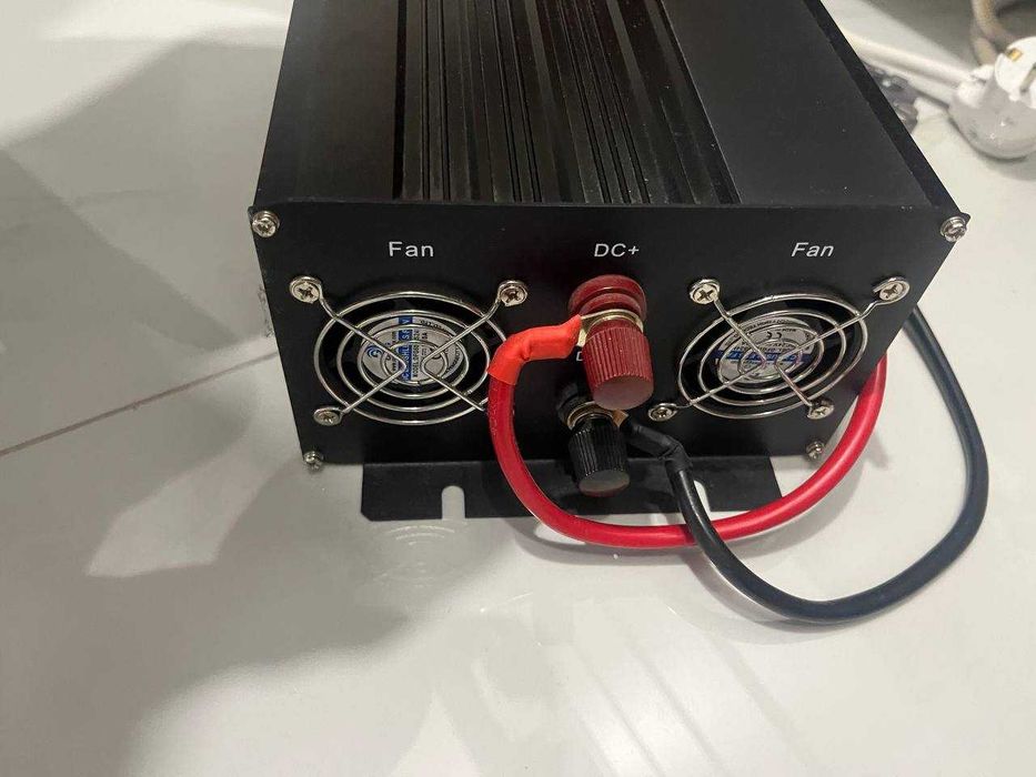 Інвертор Newell 2000w