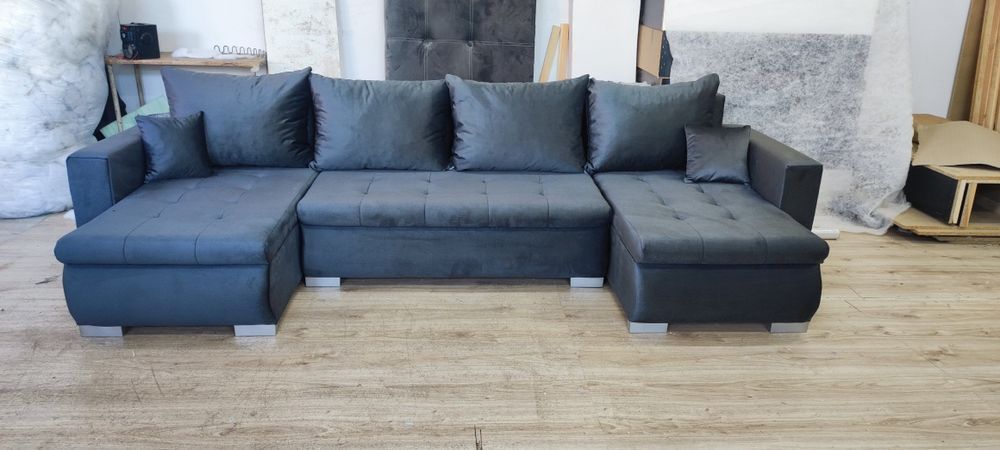 Narożnik z funkcją spania i pojemnikiem na pościel