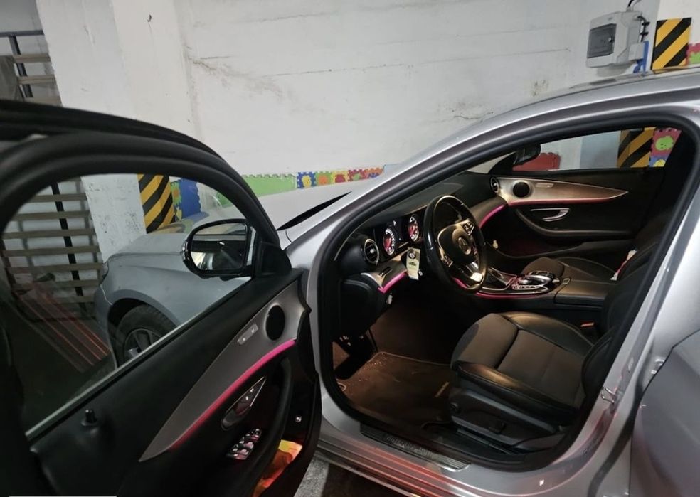 Mercedes 350e de  2019
 Híbrido de Luxo - Económico e