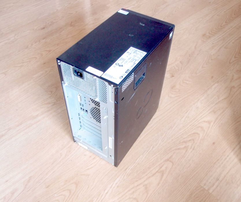 Vendo PC Dekptop Fujitsu Esprimo - com avaria