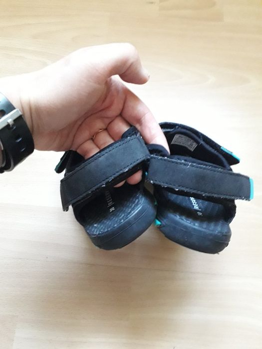 Sandały neoprenowe smyk rozm. 28 granatowy