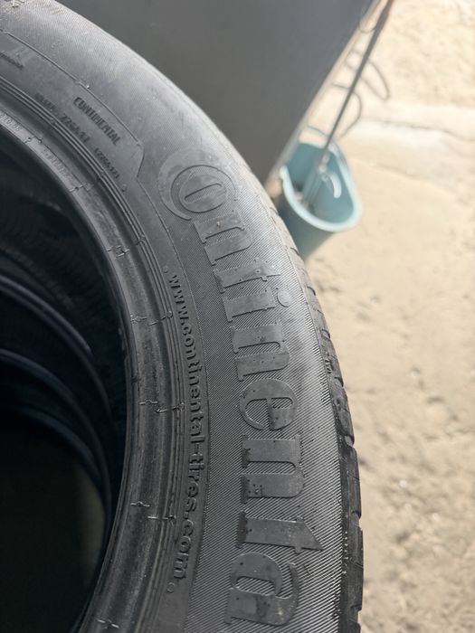 Резина Continental 215/55R17 літо