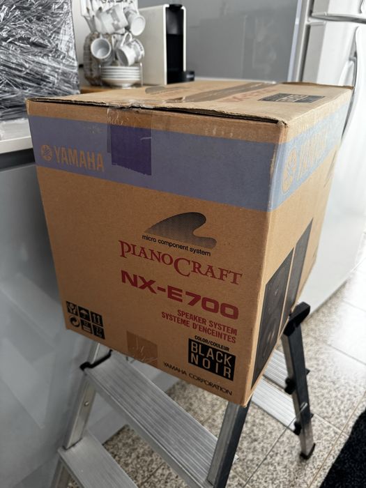 Colunas yamaha piano craft NX-E700