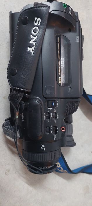Camera video HI8 Sony handycam CCD-FX700E carregadores cabos AVARIADA