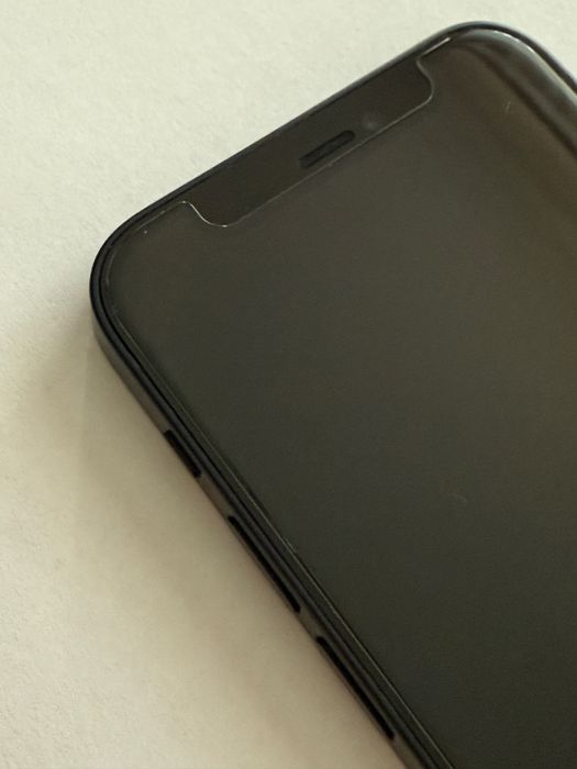 Iphone 12 mini + naklejka Stan idealny!