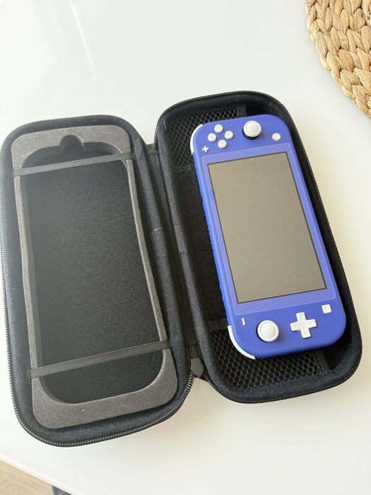 Switch lite como nova c/ bolsa