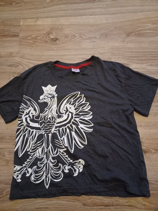 Nowy t-shert damski rozmiar L
