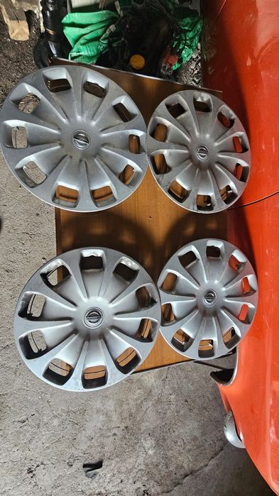 Tampões nissan jante 15
