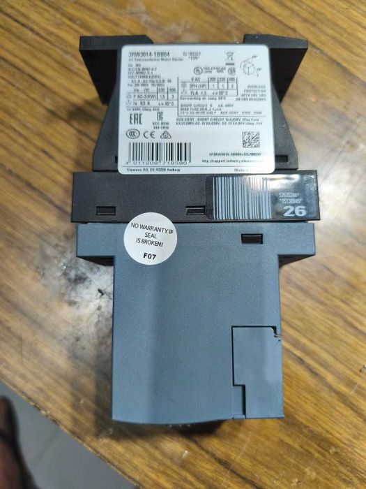 Arrancador suave. Siemens 3RW3014-1BB04.