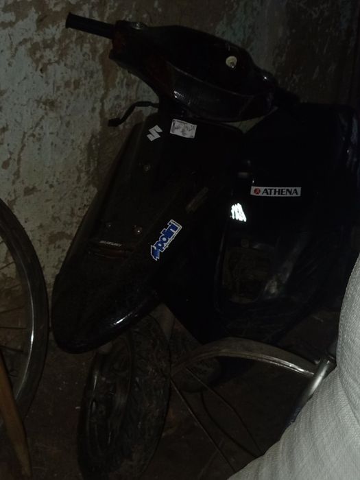 Suzuki sepia zz stunt