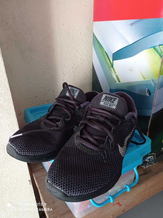 Sapatilhas senhora, usadas em muito bom estado