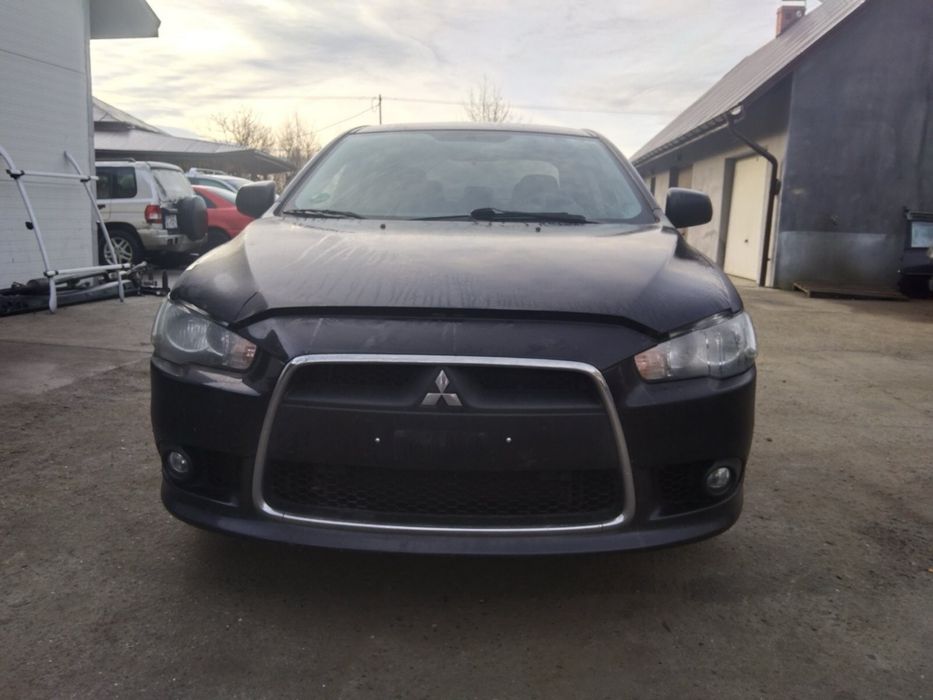 Капот для Mitsubishi Lancer 10 2007-2016 в наявності