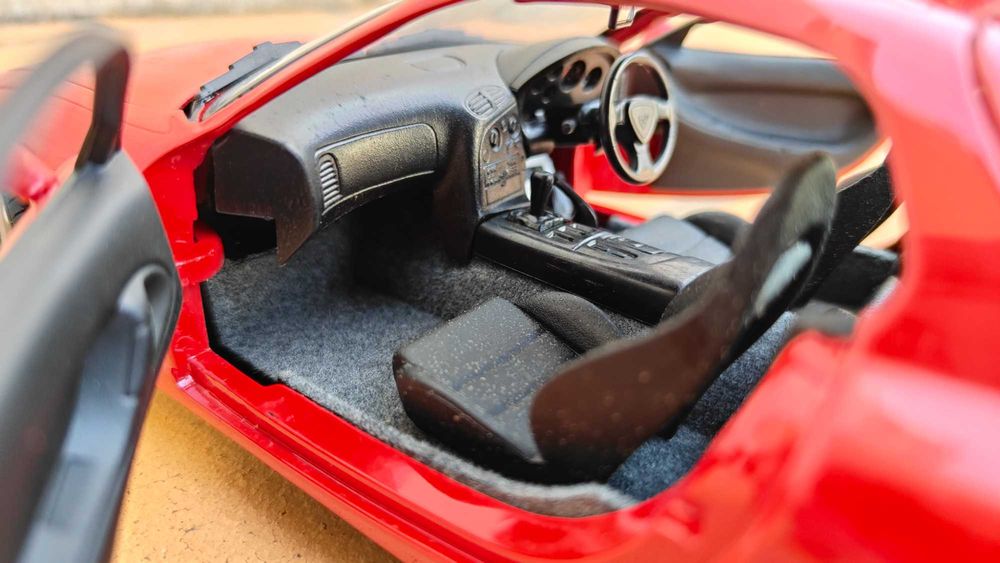 Mazda RX-7 Kyosho 1/18 c/ caixa