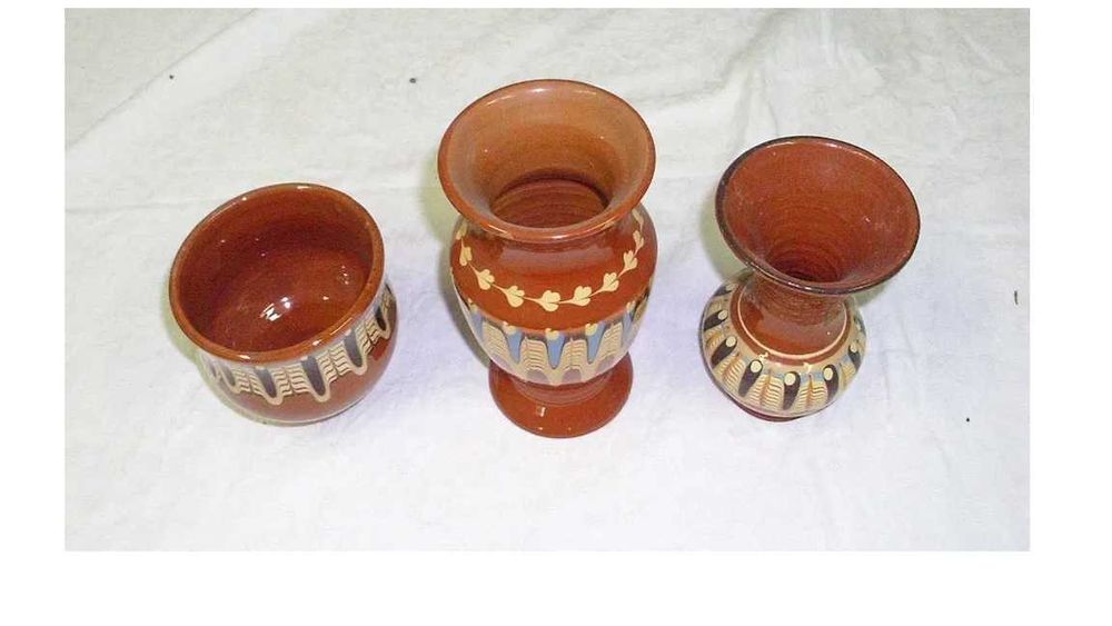 ceramika bułgarska wazoniki 2 szt