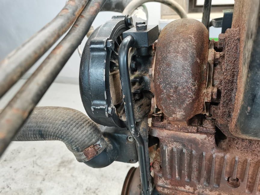 Głowica silnika Hurlimann 6190 Master Same 1000.6WTR