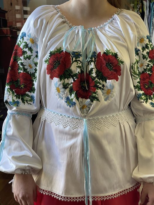 Вишита сорочка з бісеру