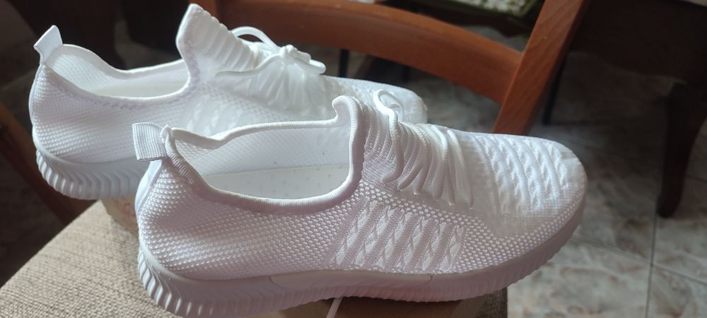 Buty nowe rozmiar 39