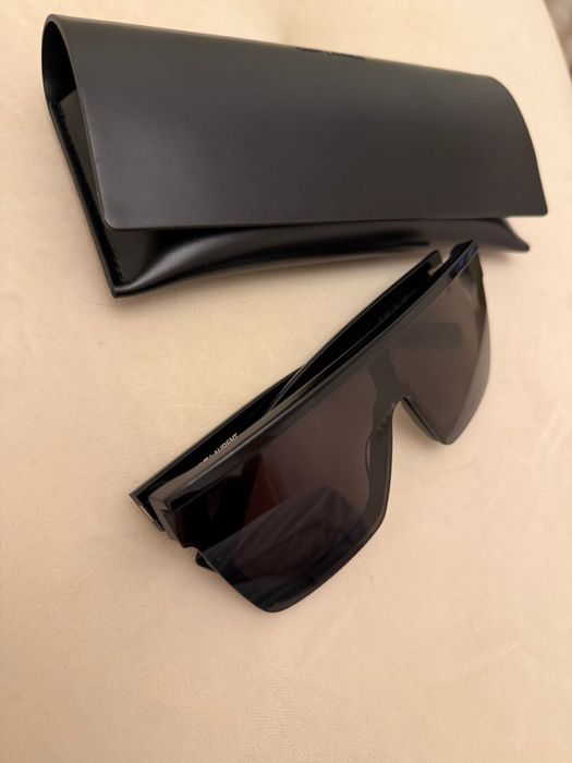 Saint Laurent Paris SL 607