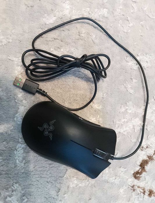 Игровая компьютерная мышь Razer Deathadder Essential