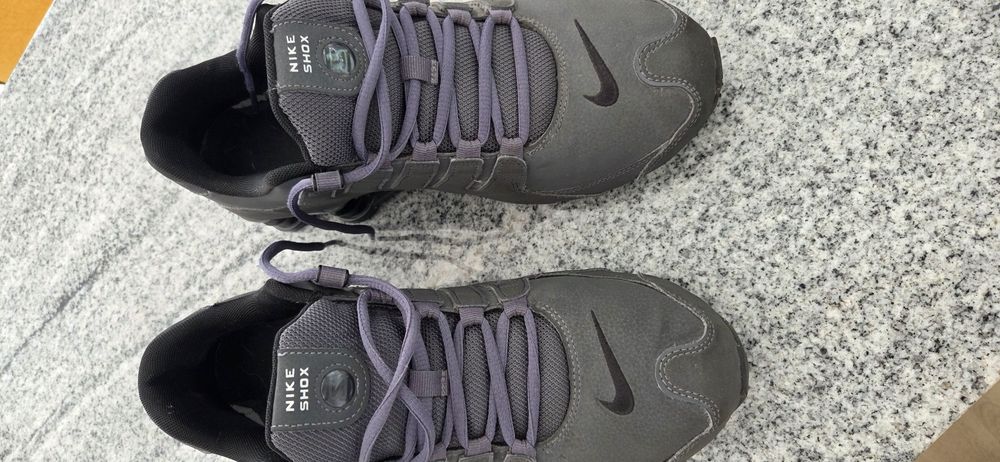 Sprzedam oryginalne buty nike rozmiar 42.5cm