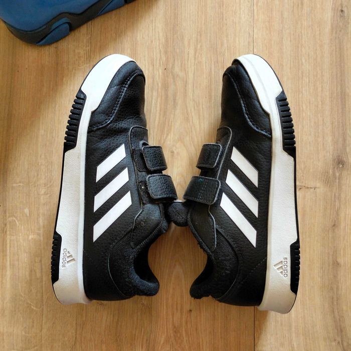 Кросівки Адідас р. 36