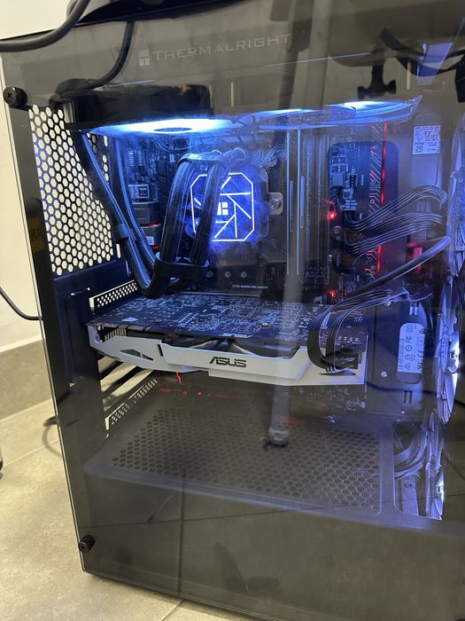 Desktop gaming