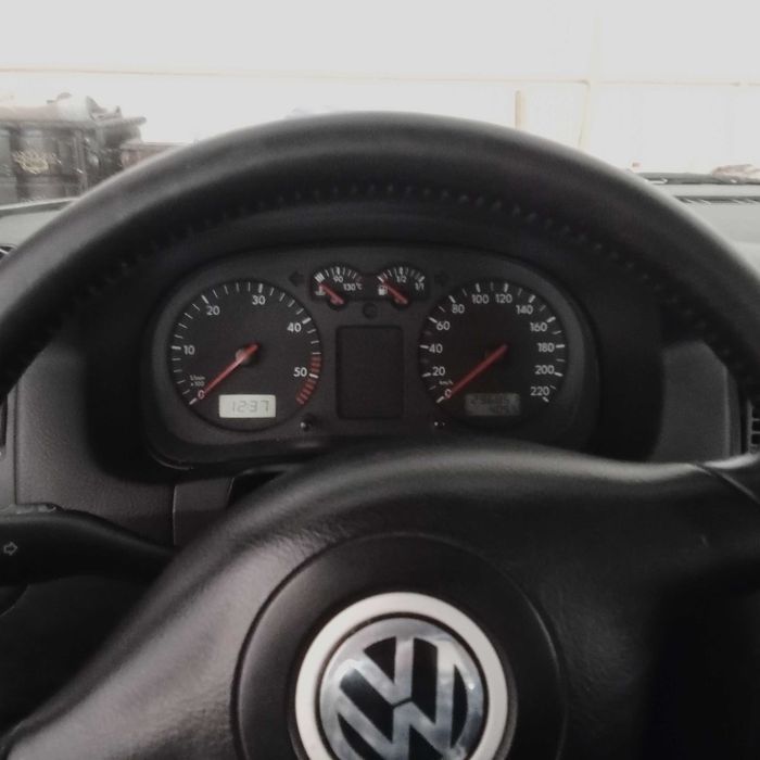 Volkswagen Golf 4
