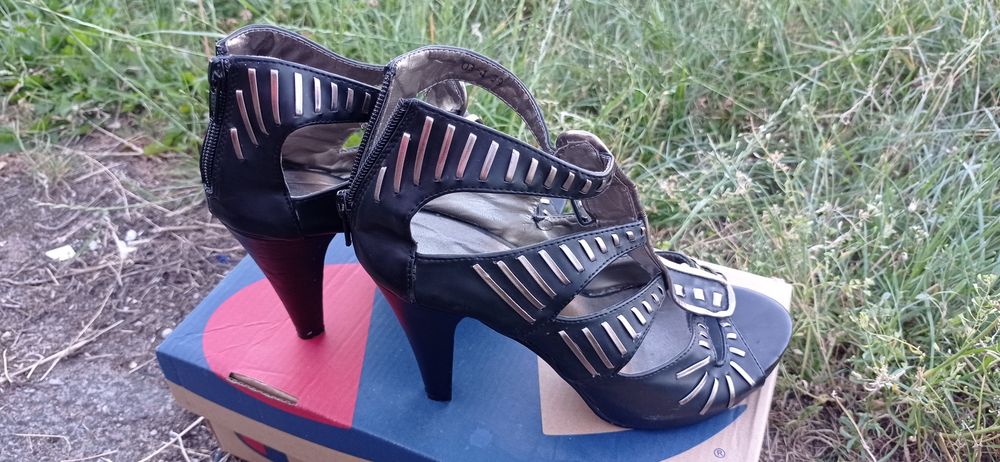 Buty damskie rozmiar 39