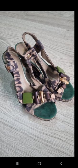 Sandálias Paulo Brandão