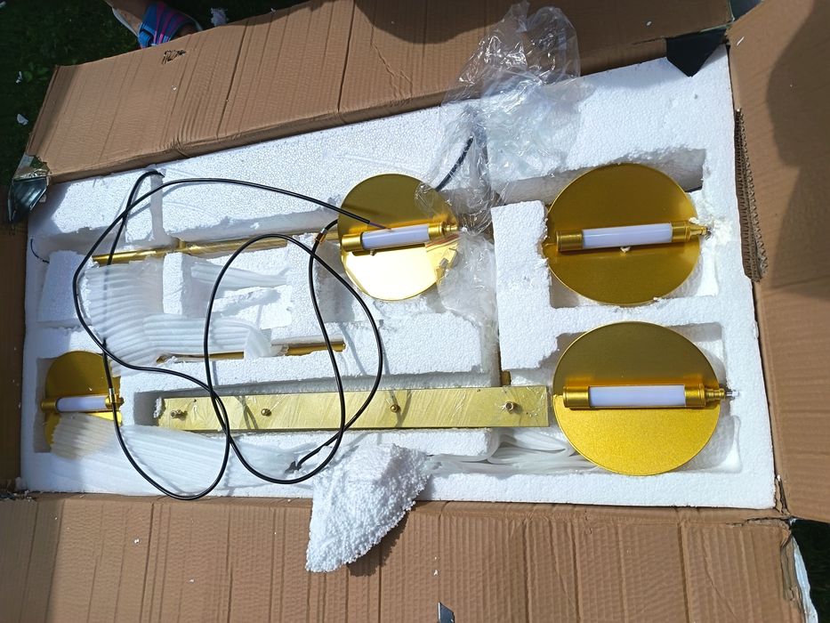 Lampa LED nowa bardzo ładna