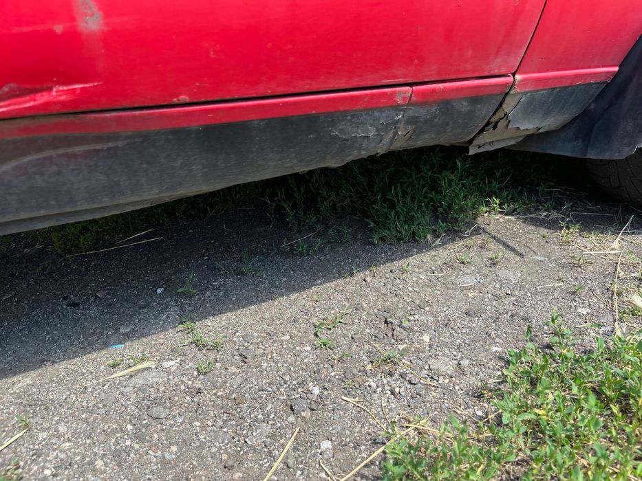 Продам BMW e30 316