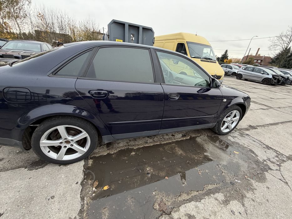 Drzwi Audi A4 B6 LZ5L Prawe przód tył A4B6