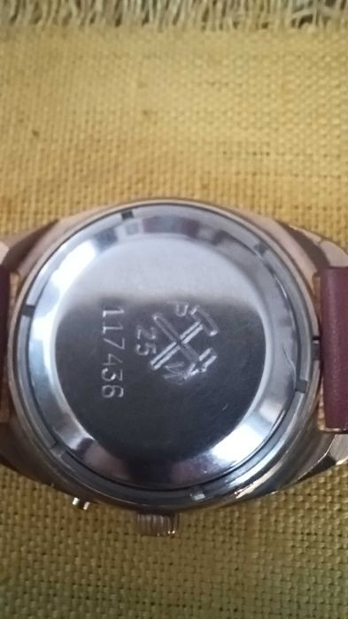 Piekny zegarek SLAVA Automatic 27 kamieni. Podwojny kalendarz