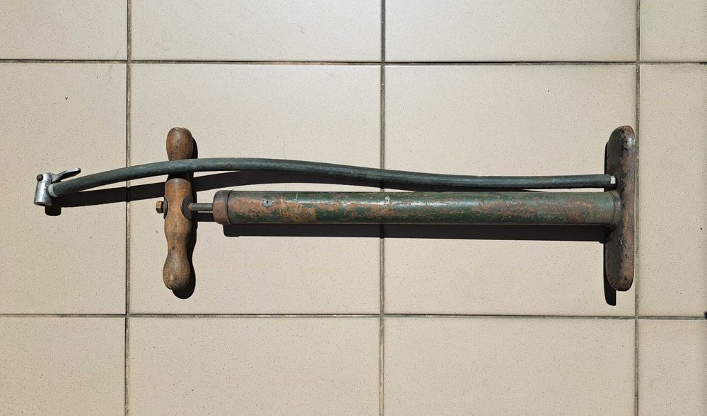 Stara pompka  ,,Spółdzielnia samochodowa ” – Poznań - lata 50/60 te.