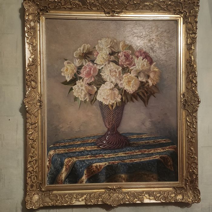 Obraz olejny z piękną złotą ramą