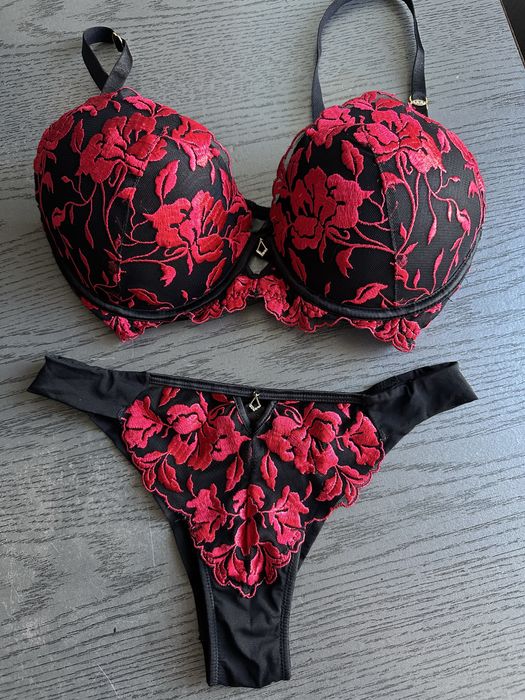 Комплект нижньої білизни ann summers