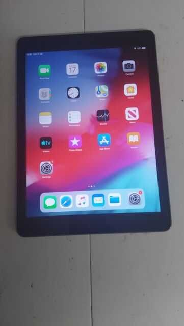 Продам IPAD AIR 1 + чехол в подарок