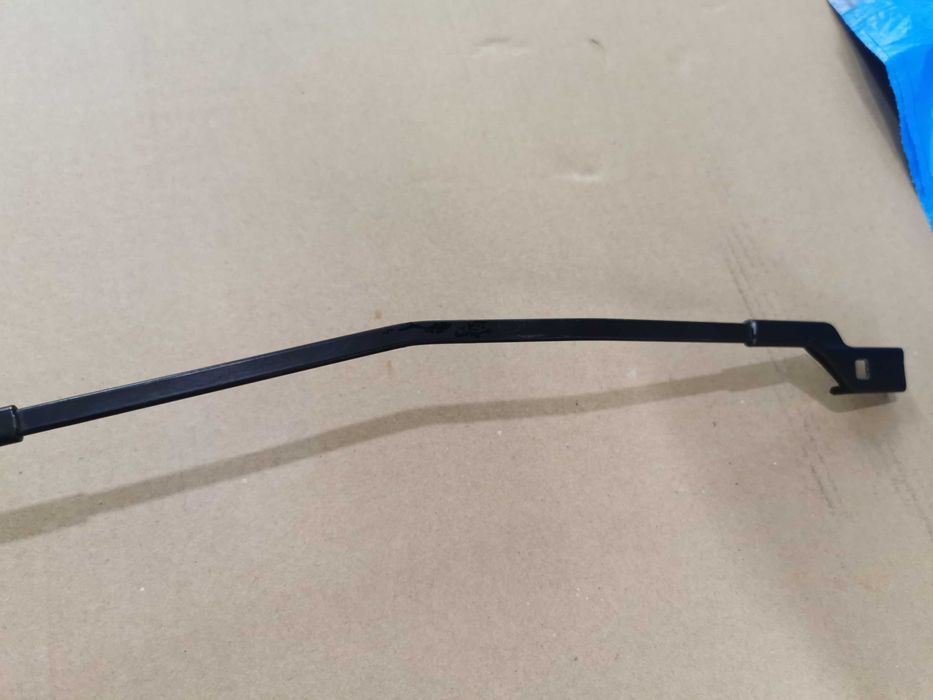 OKAZJA! Ramię wycieraczki przedniej prawej - Fiat Bravo II