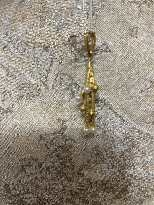 Продаю прикрасу кулон восокої проби вага 3.61 грами