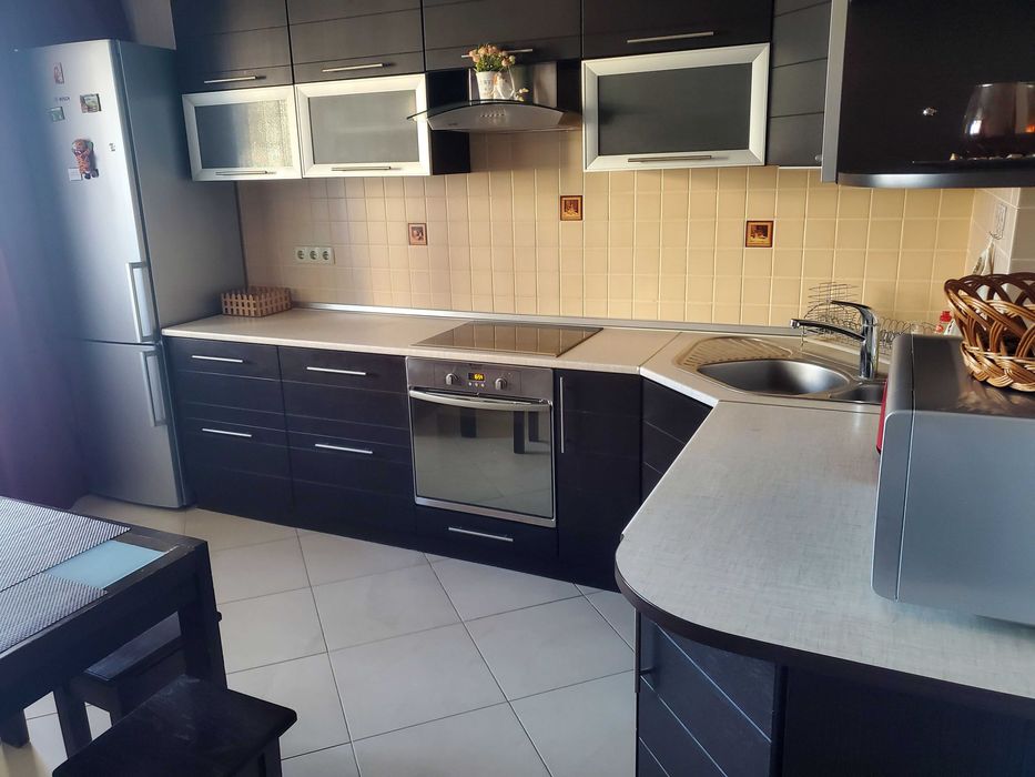 Посуточно однокомнатная квартира Бровары, ЖК Купава, улица Симоненка