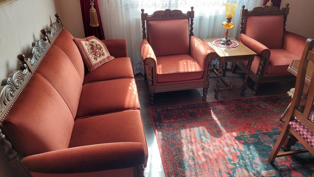 Stylowy komplet wypoczynkowy  welur / plusz