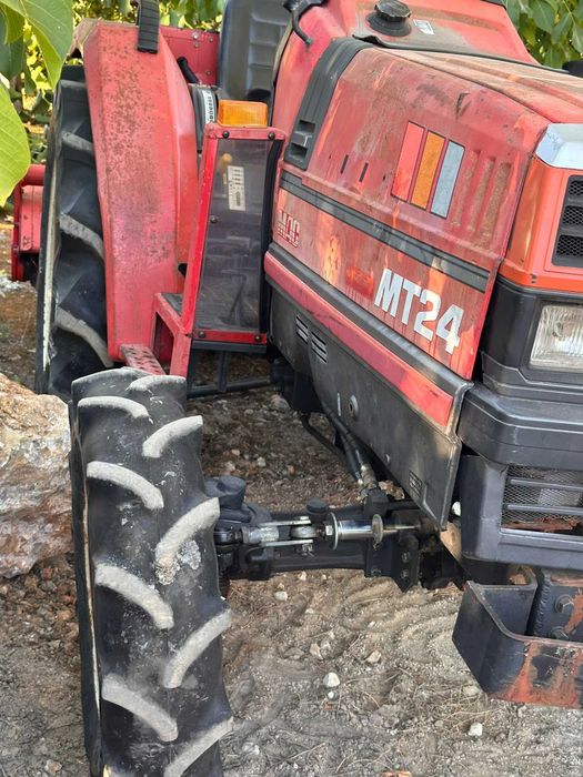 Trator MITSUBISHI MT24 | 4x4 | 24 cv