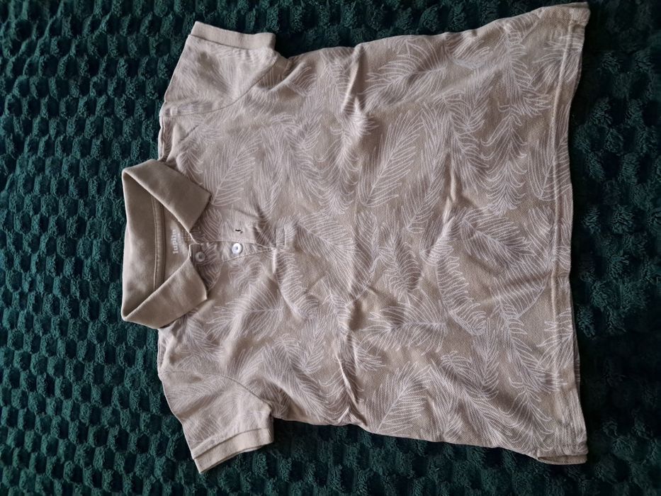 Koszulka z kolniezem polo 122/128cm