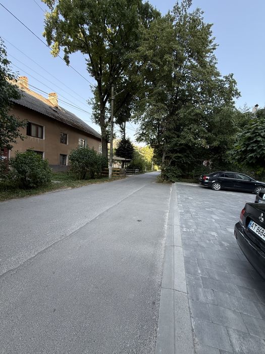 Продається фасадне приміщення в центрі Івано - франківська 96м2