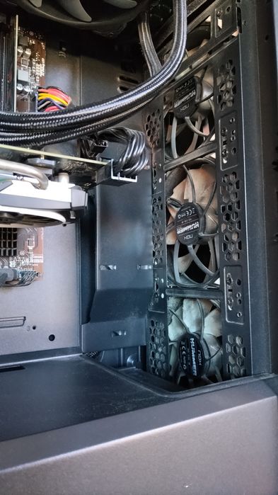 PC gaming com monitor